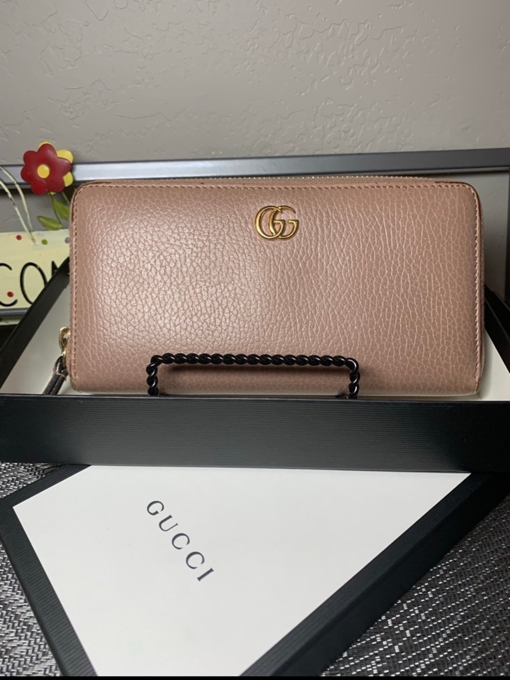 Gucci Pink-Taupe Pebbled Leather Zip Wallet with Gold Double G